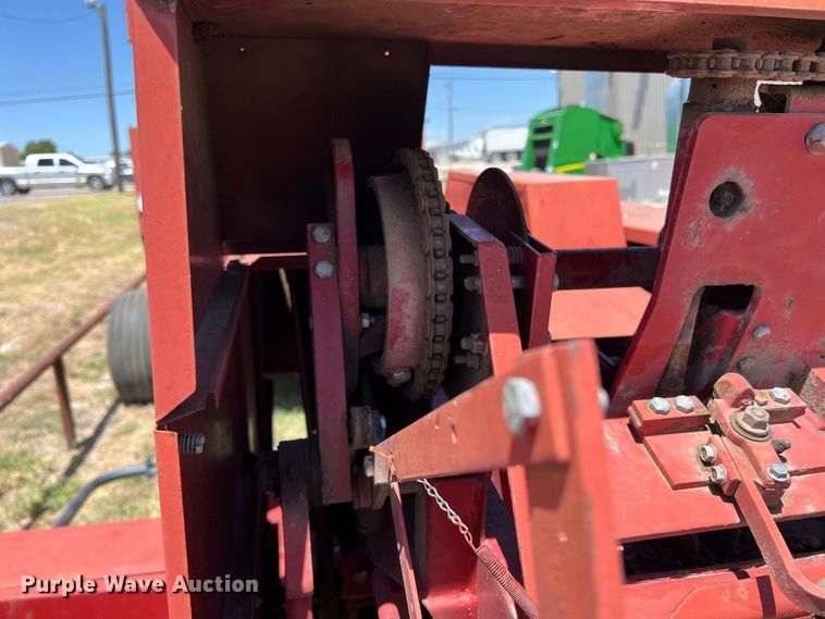 image for item DN3129 1997 Case IH 8545  small square baler