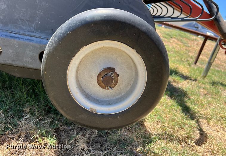 image for item DN3129 1997 Case IH 8545  small square baler