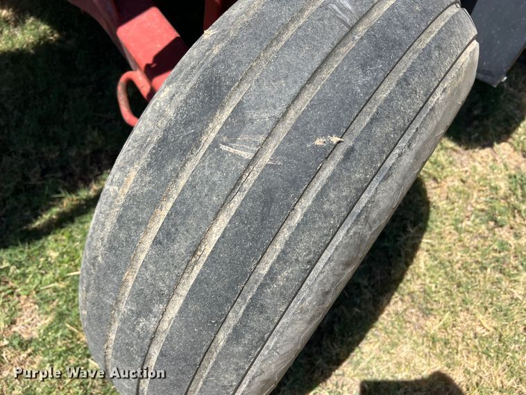 image for item DN3129 1997 Case IH 8545  small square baler