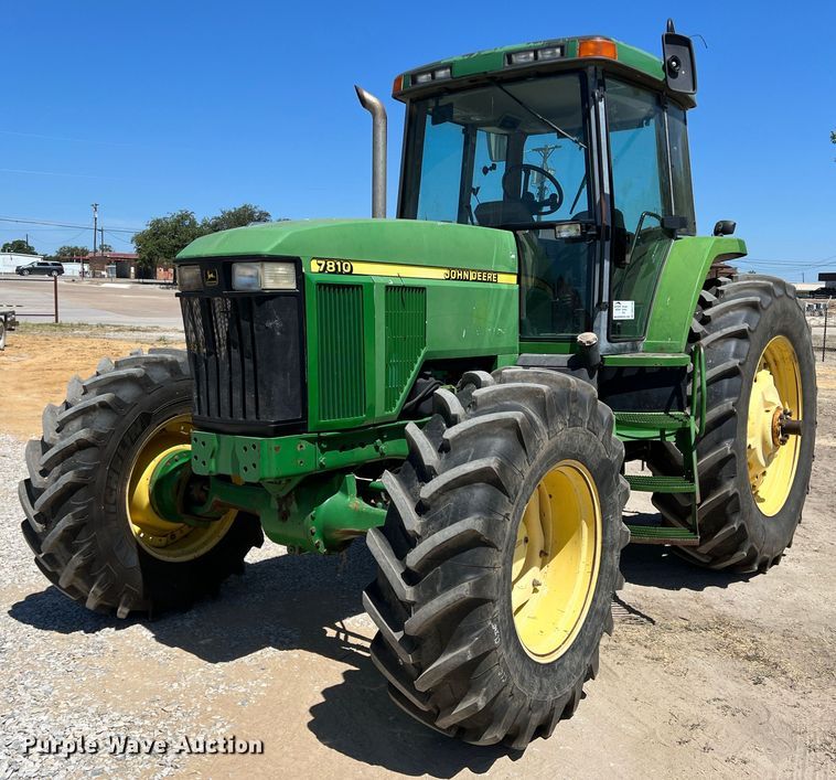 image for item DN3130 1997 John Deere 7810  MFWD tractor