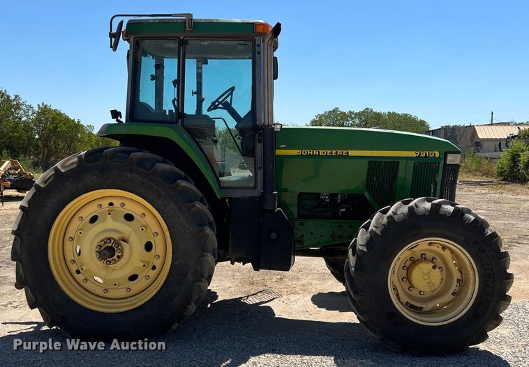 image for item DN3130 1997 John Deere 7810  MFWD tractor