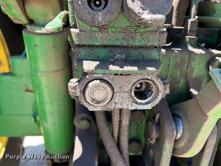 image for item DN3130 1997 John Deere 7810  MFWD tractor