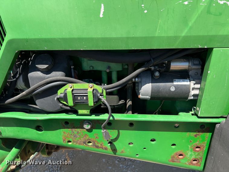 image for item DN3130 1997 John Deere 7810  MFWD tractor