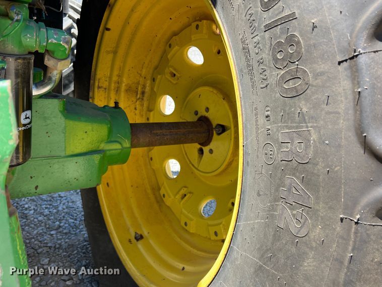 image for item DN3130 1997 John Deere 7810  MFWD tractor