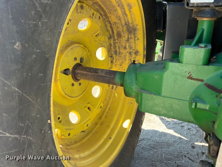 image for item DN3130 1997 John Deere 7810  MFWD tractor