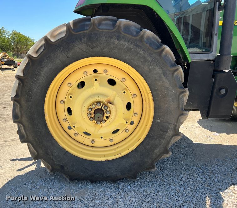 image for item DN3130 1997 John Deere 7810  MFWD tractor