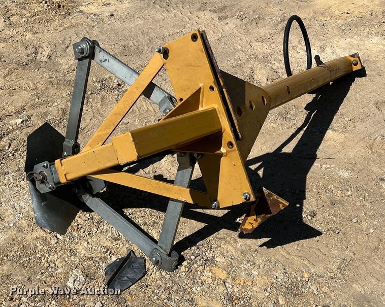 image for item DN3131 Vermeer WR20  hay rake