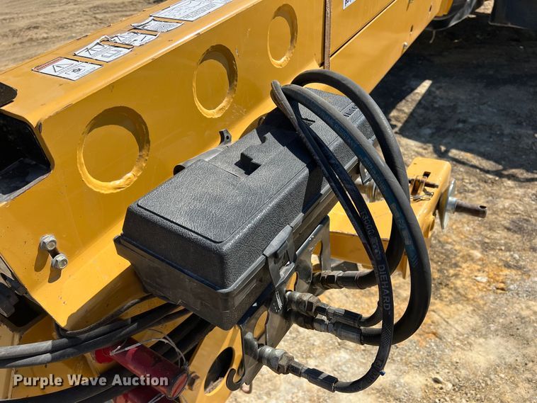 image for item DN3132 2019 Vermeer TM1210  disc mower