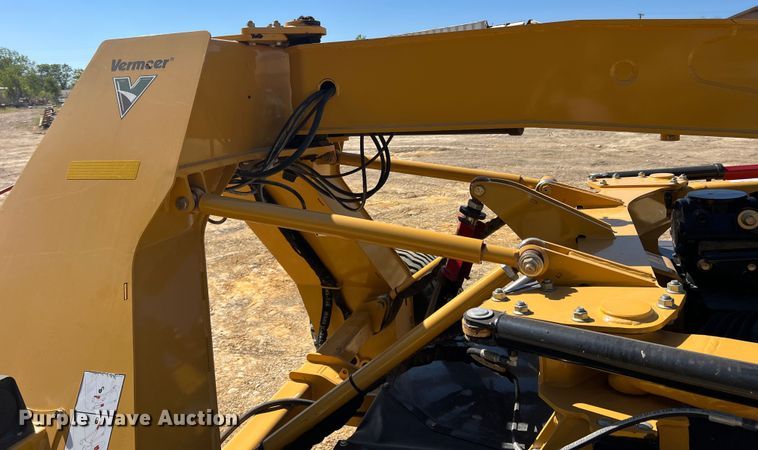 image for item DN3132 2019 Vermeer TM1210  disc mower