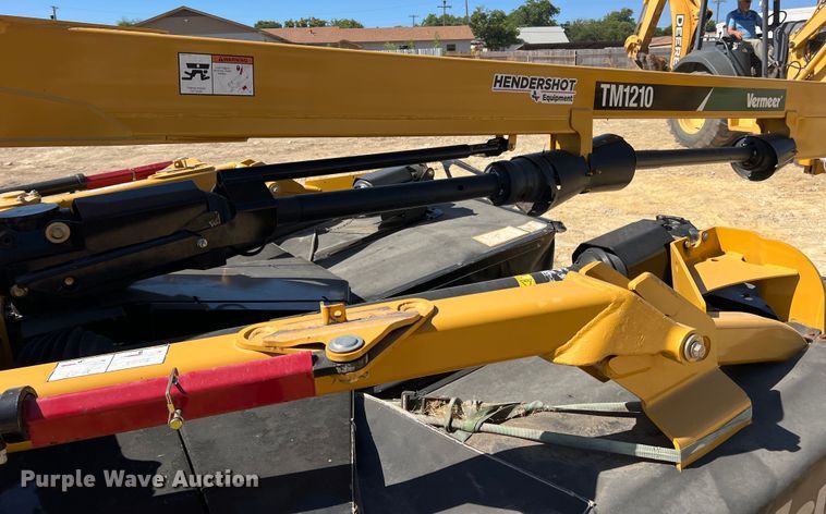 image for item DN3132 2019 Vermeer TM1210  disc mower