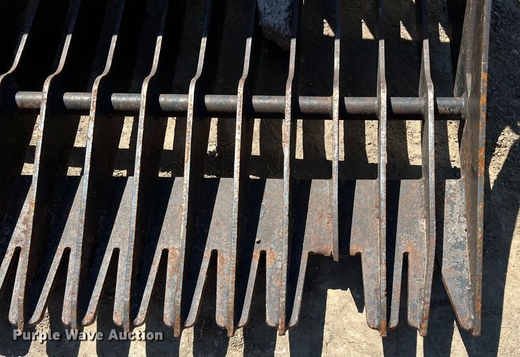 image for item DN3135 CL-4  skid steer rock bucket