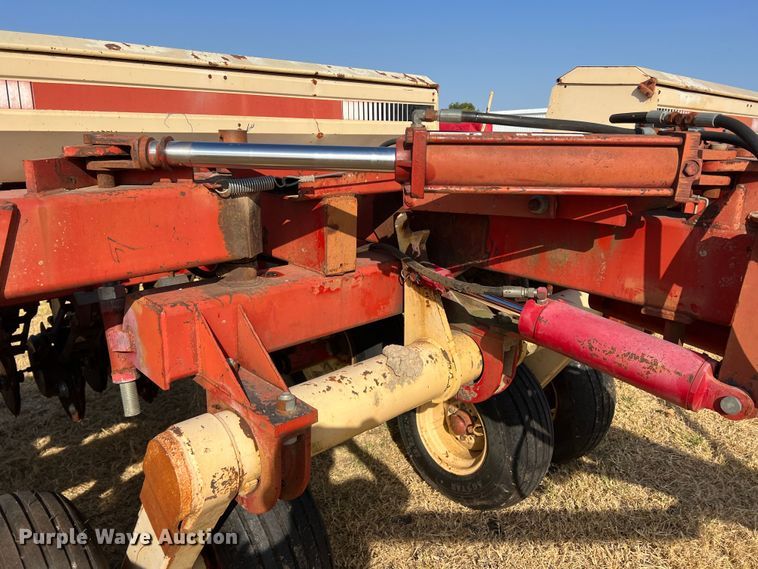 image for item DN3146 Krause 5430  no-till grain drill