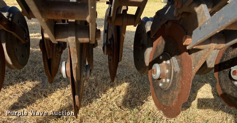 image for item DN3146 Krause 5430  no-till grain drill