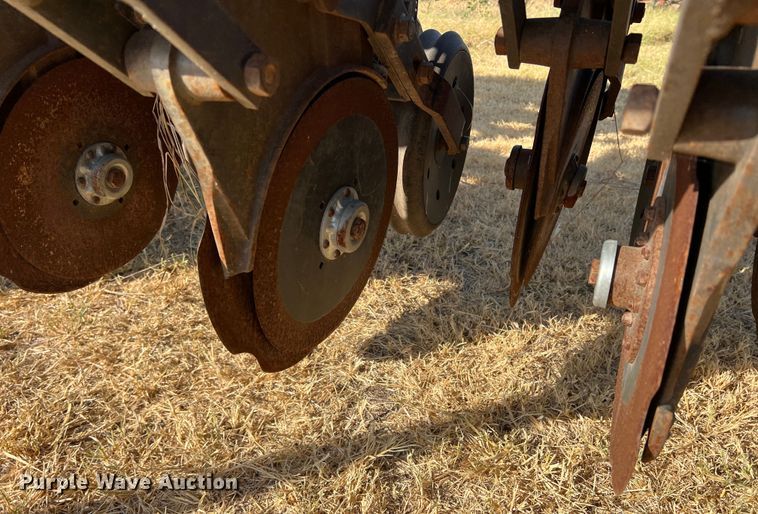 image for item DN3146 Krause 5430  no-till grain drill