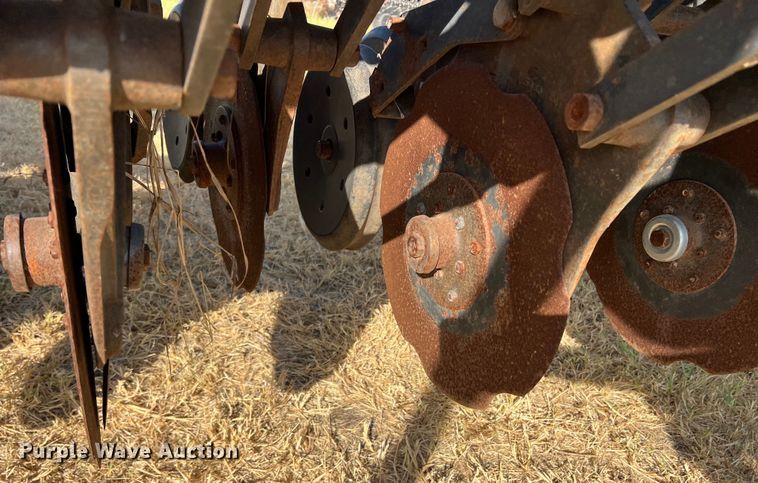 image for item DN3146 Krause 5430  no-till grain drill