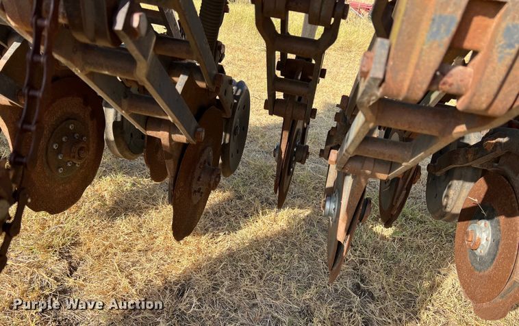 image for item DN3146 Krause 5430  no-till grain drill