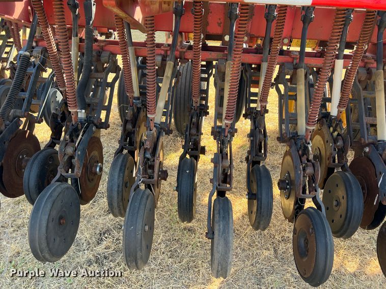 image for item DN3146 Krause 5430  no-till grain drill