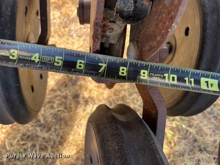 image for item DN3146 Krause 5430  no-till grain drill