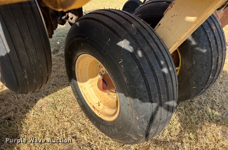 image for item DN3146 Krause 5430  no-till grain drill