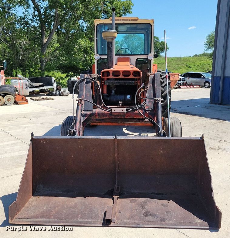 image for item DN4059 1967 Allis Chalmers 190XT  tractor