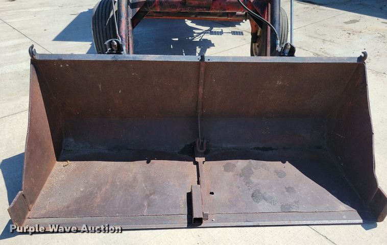 image for item DN4059 1967 Allis Chalmers 190XT  tractor