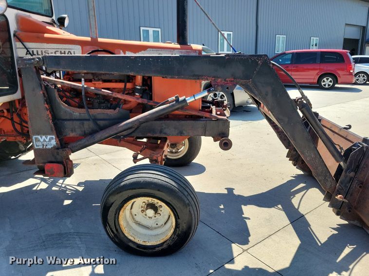 image for item DN4059 1967 Allis Chalmers 190XT  tractor