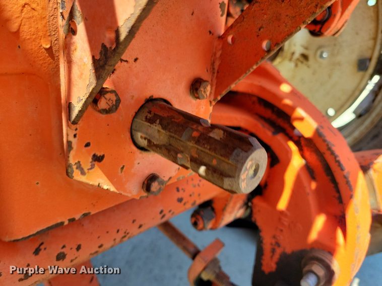 image for item DN4059 1967 Allis Chalmers 190XT  tractor