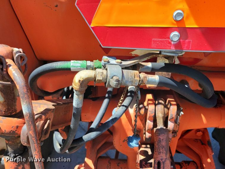 image for item DN4059 1967 Allis Chalmers 190XT  tractor