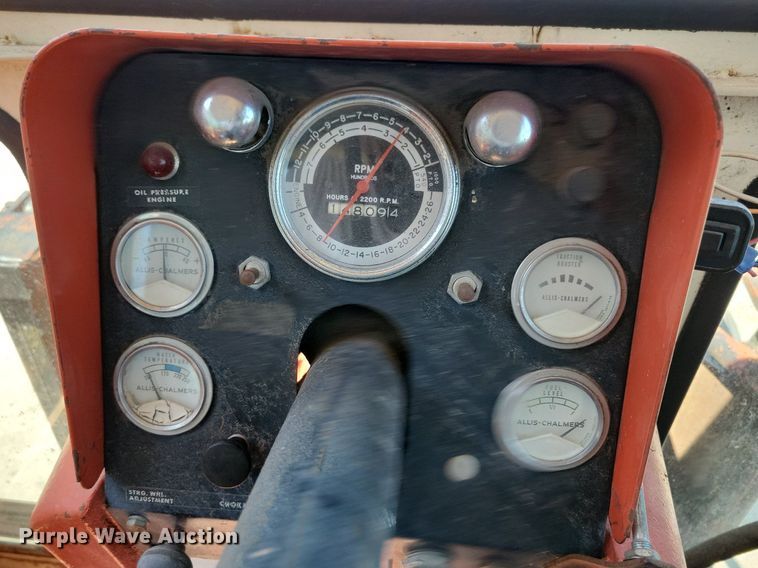 image for item DN4059 1967 Allis Chalmers 190XT  tractor