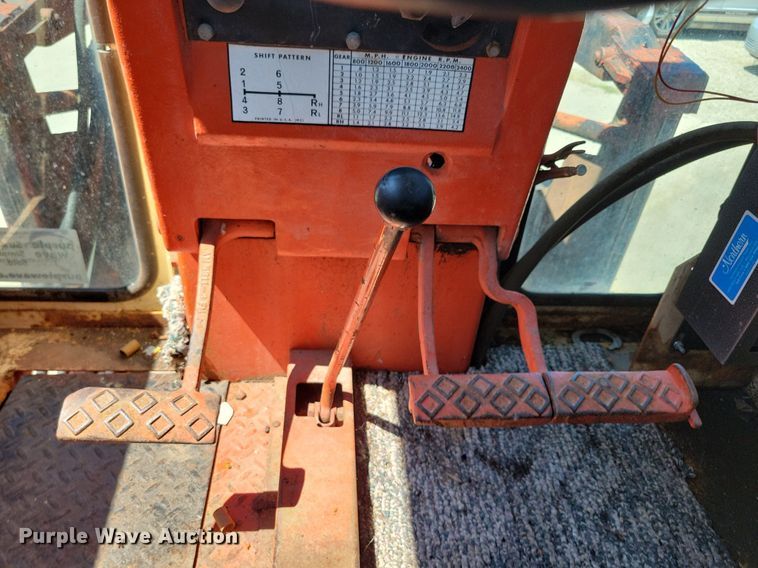 image for item DN4059 1967 Allis Chalmers 190XT  tractor