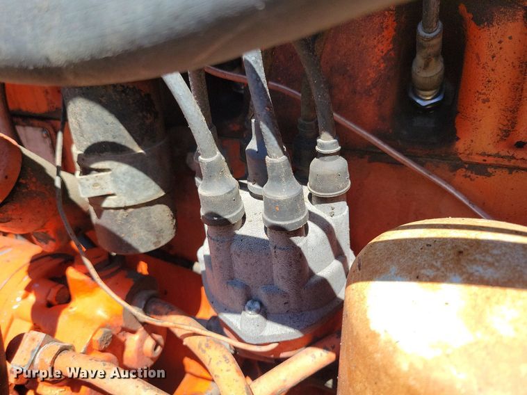 image for item DN4059 1967 Allis Chalmers 190XT  tractor