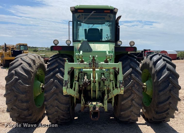 image for item DN4740 1985 Steiger Cougar KR-1280  4WD tractor
