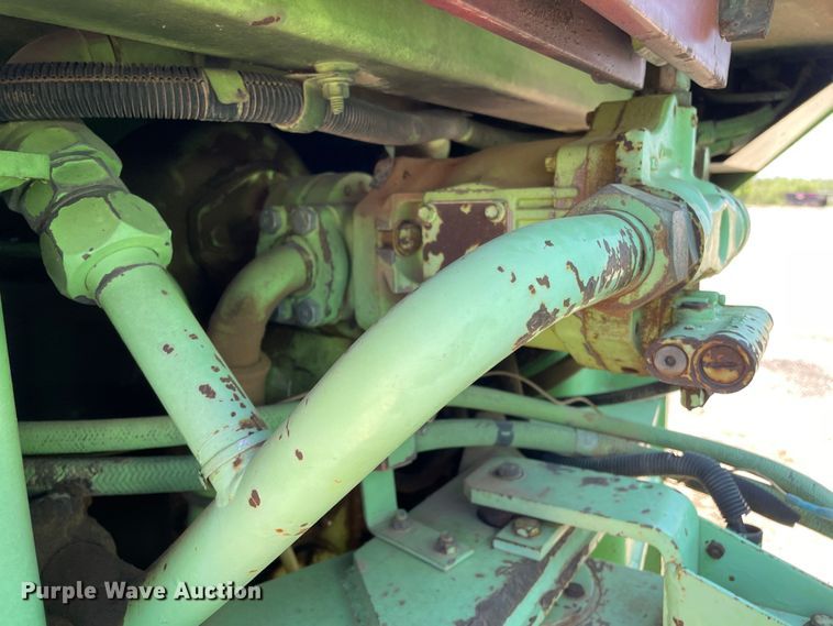 image for item DN4740 1985 Steiger Cougar KR-1280  4WD tractor