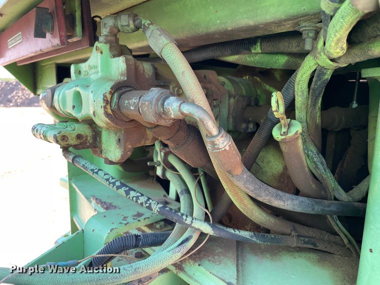 image for item DN4740 1985 Steiger Cougar KR-1280  4WD tractor