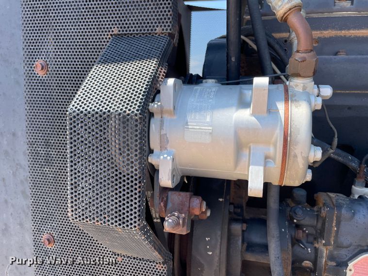 image for item DN4740 1985 Steiger Cougar KR-1280  4WD tractor