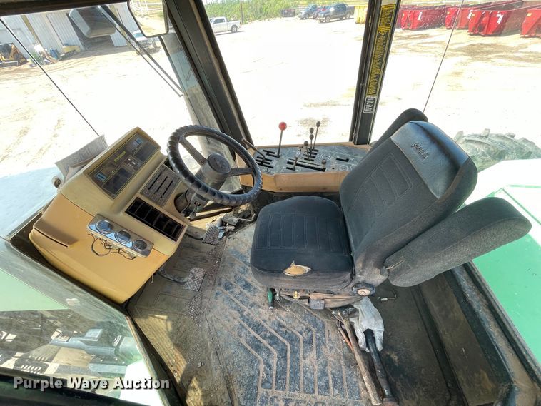 image for item DN4740 1985 Steiger Cougar KR-1280  4WD tractor