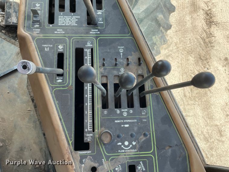 image for item DN4740 1985 Steiger Cougar KR-1280  4WD tractor