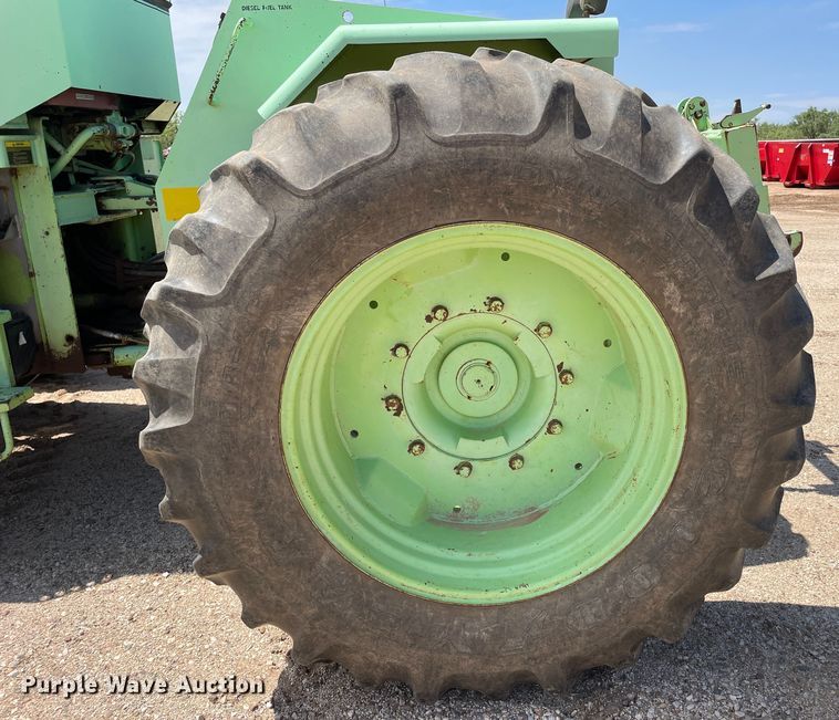 image for item DN4740 1985 Steiger Cougar KR-1280  4WD tractor