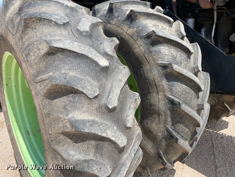 image for item DN4740 1985 Steiger Cougar KR-1280  4WD tractor