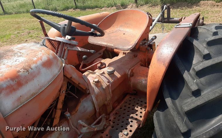 image for item DO3061 Allis Chalmers  tractor
