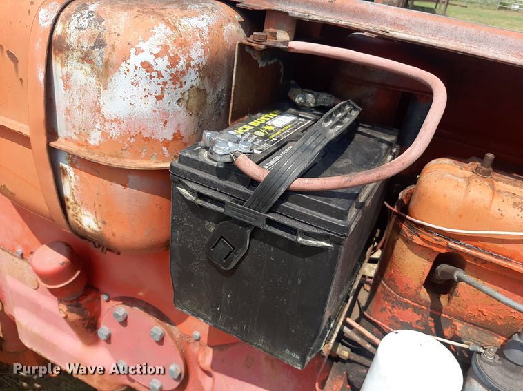 image for item DO3061 Allis Chalmers  tractor