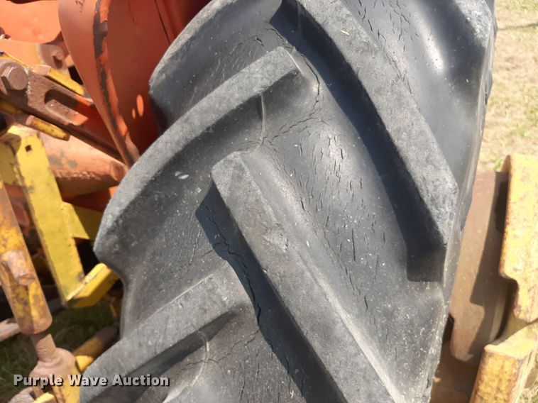 image for item DO3061 Allis Chalmers  tractor