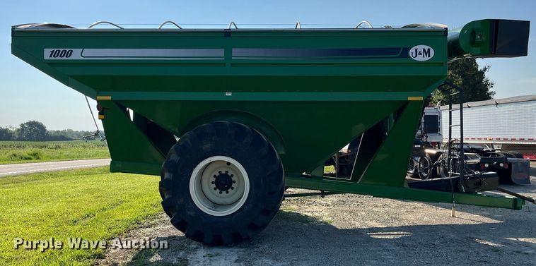 image for item DP2049 2008 J&M 1000  grain cart