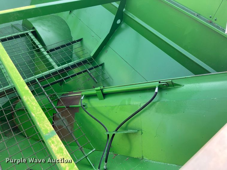 image for item DP2049 2008 J&M 1000  grain cart