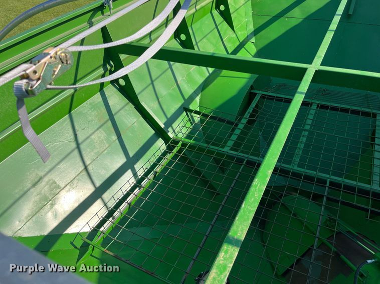 image for item DP2049 2008 J&M 1000  grain cart