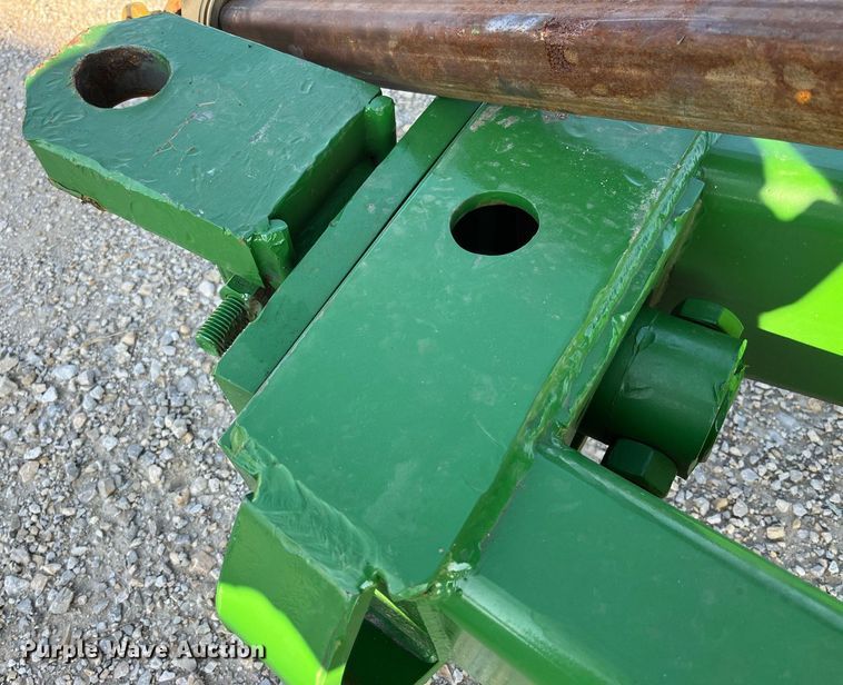 image for item DP2049 2008 J&M 1000  grain cart