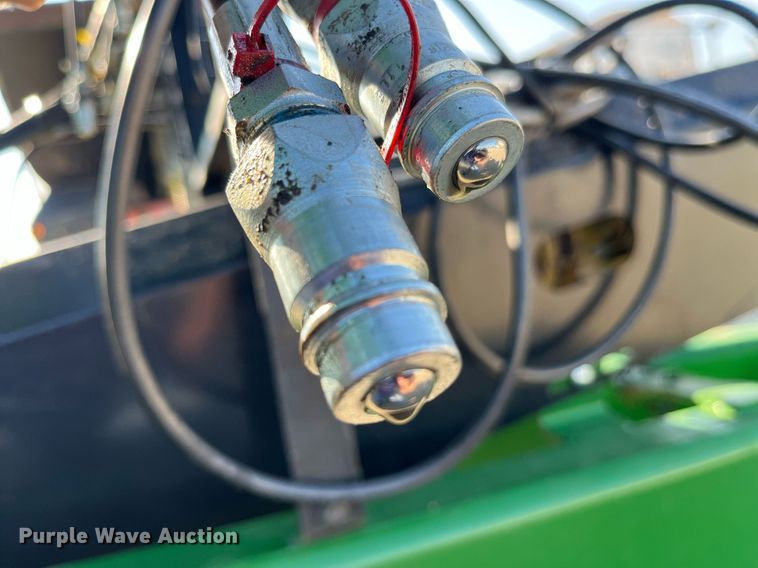 image for item DP2049 2008 J&M 1000  grain cart