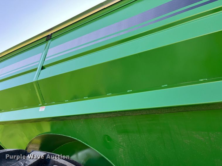 image for item DP2049 2008 J&M 1000  grain cart