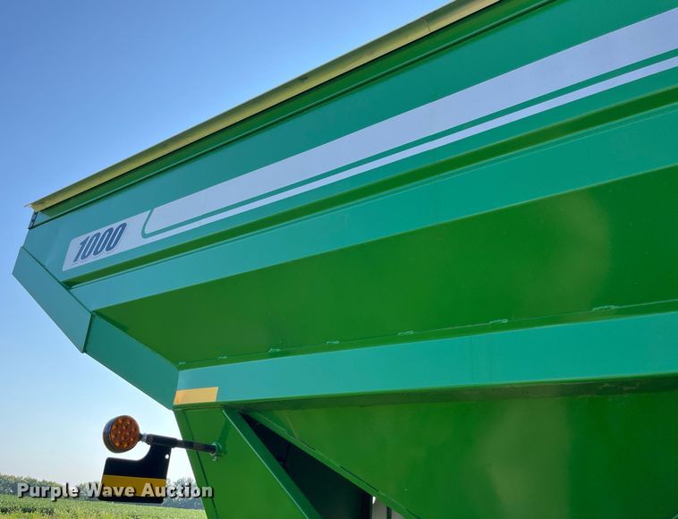 image for item DP2049 2008 J&M 1000  grain cart