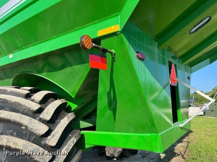 image for item DP2049 2008 J&M 1000  grain cart